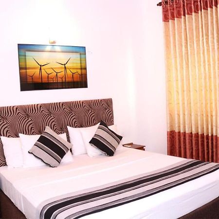 Cozy Inn Negombo Ngoại thất bức ảnh
