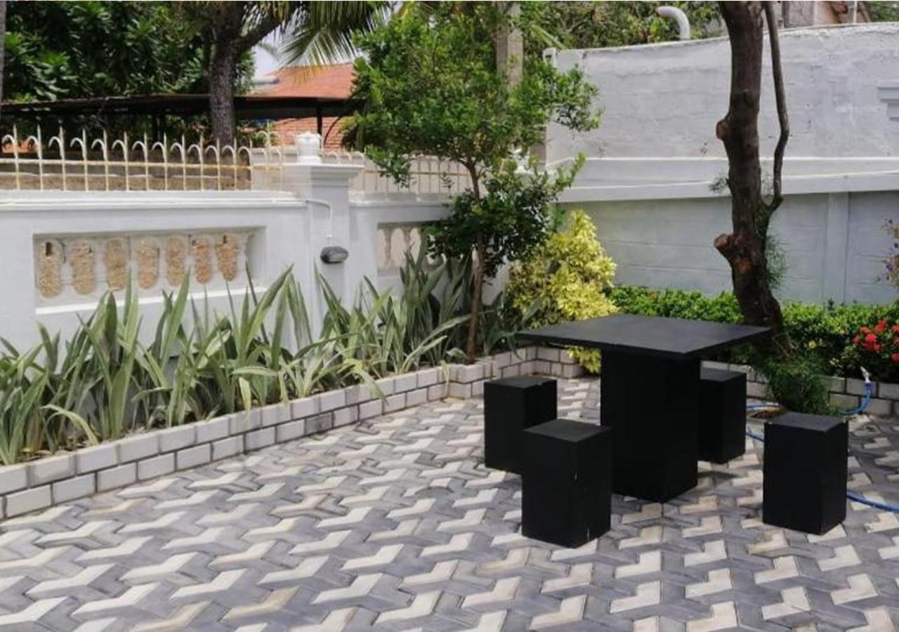 Cozy Inn Negombo Ngoại thất bức ảnh