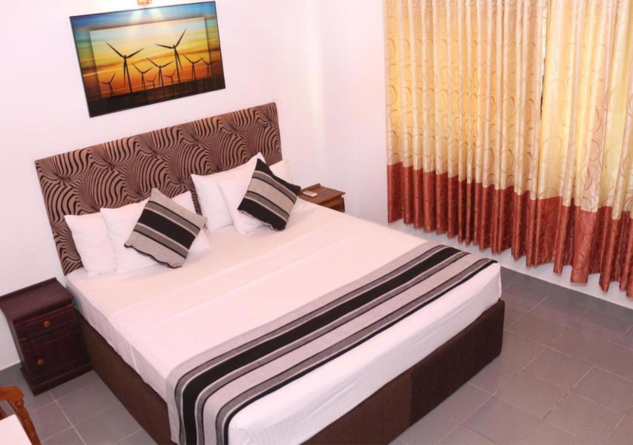 Cozy Inn Negombo Ngoại thất bức ảnh
