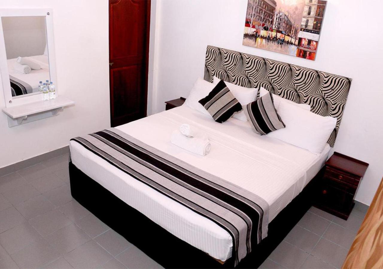 Cozy Inn Negombo Ngoại thất bức ảnh