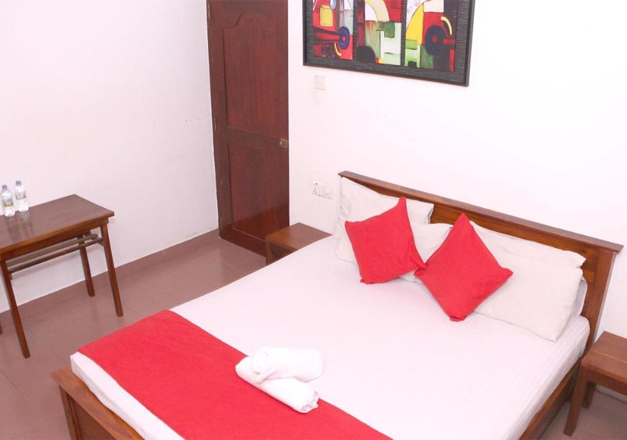 Cozy Inn Negombo Ngoại thất bức ảnh